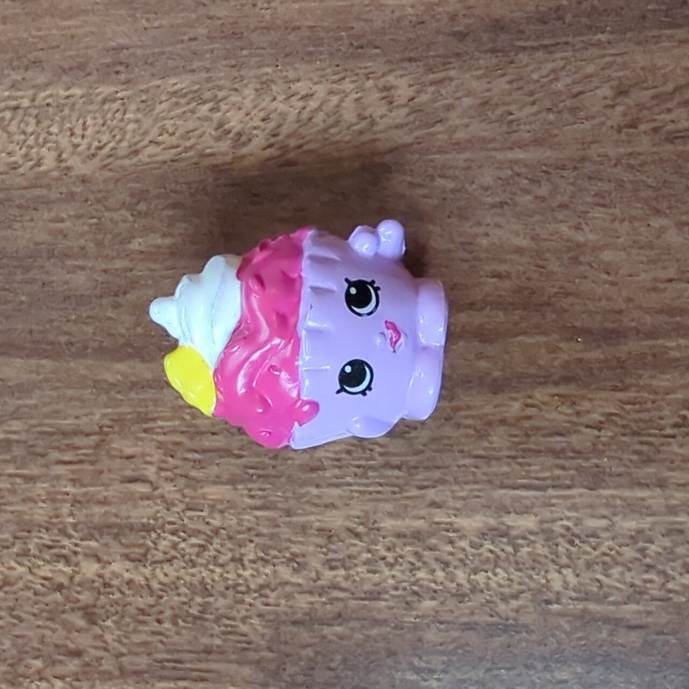 Shopkins Set - Picture 8 of 10